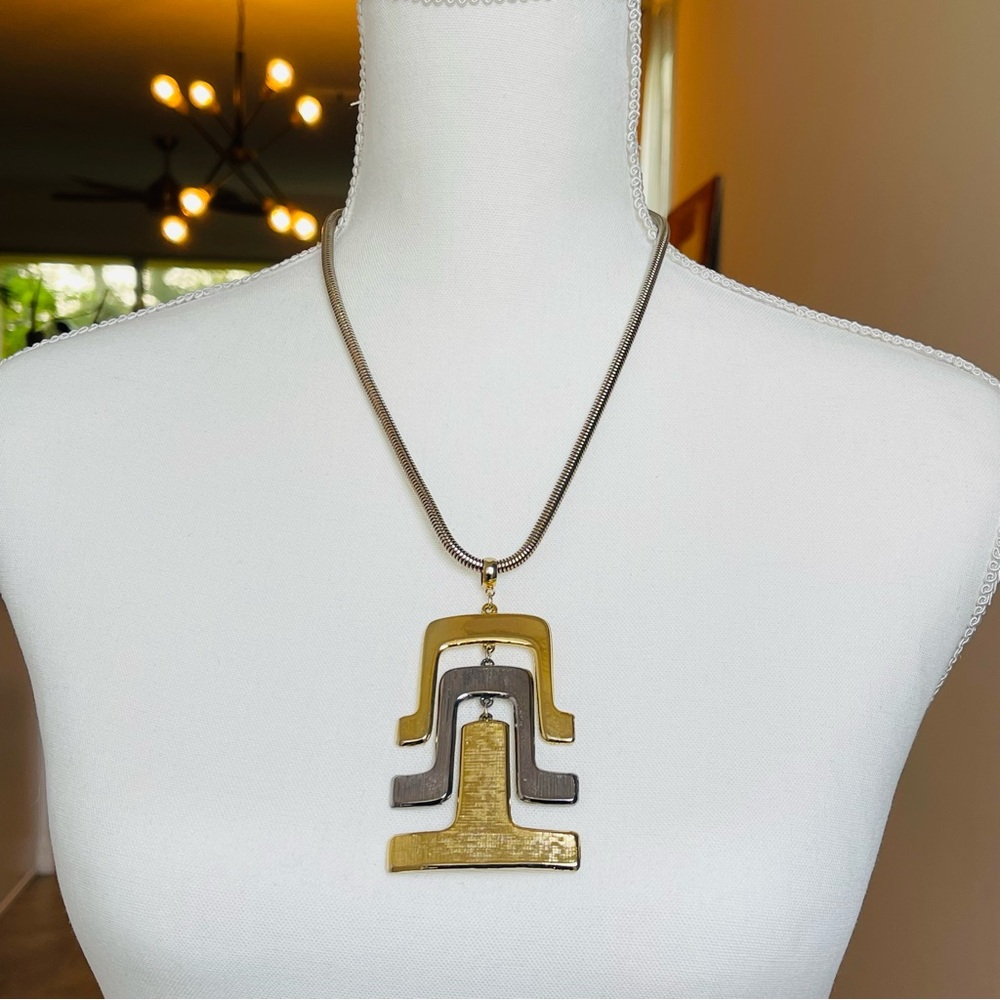 LISNER | Vintage | Large Geometric 3-Tier Pendant Gold Silver Tone Necklace